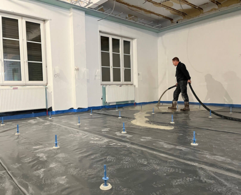 Coulage de la chape au restaurant Au relais du bois à Mertzwiller