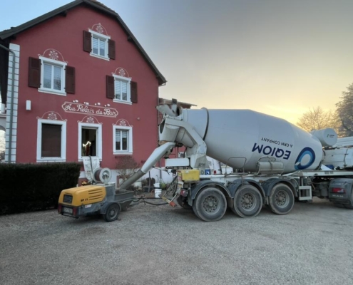 Coulage de la chape au restaurant Au relais du bois à Mertzwiller