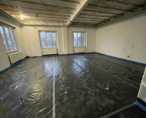 Coulage de la chape au restaurant Au relais du bois à Mertzwiller